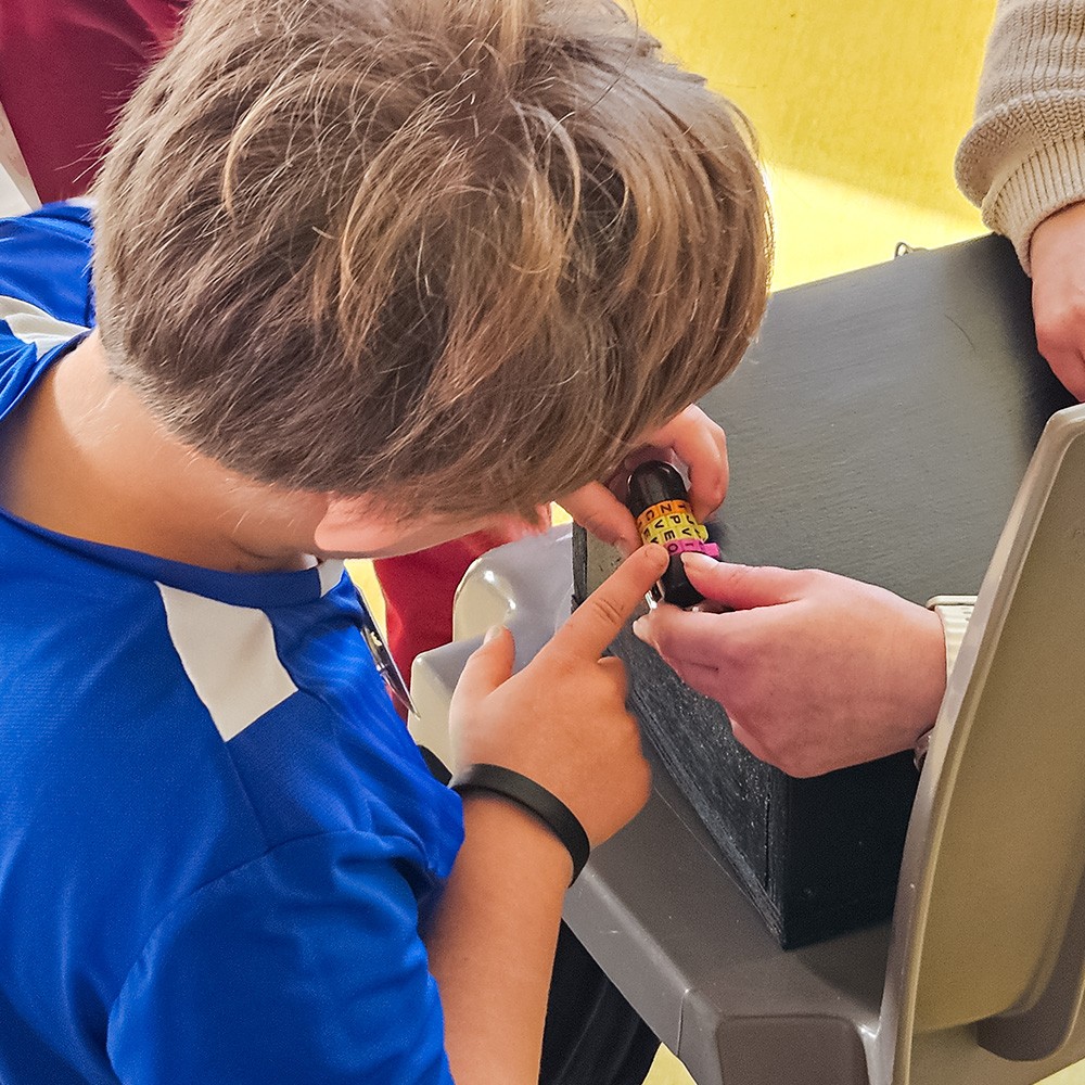 SMICTOM LGB - Animations scolaires - escape_game_salle_cm1